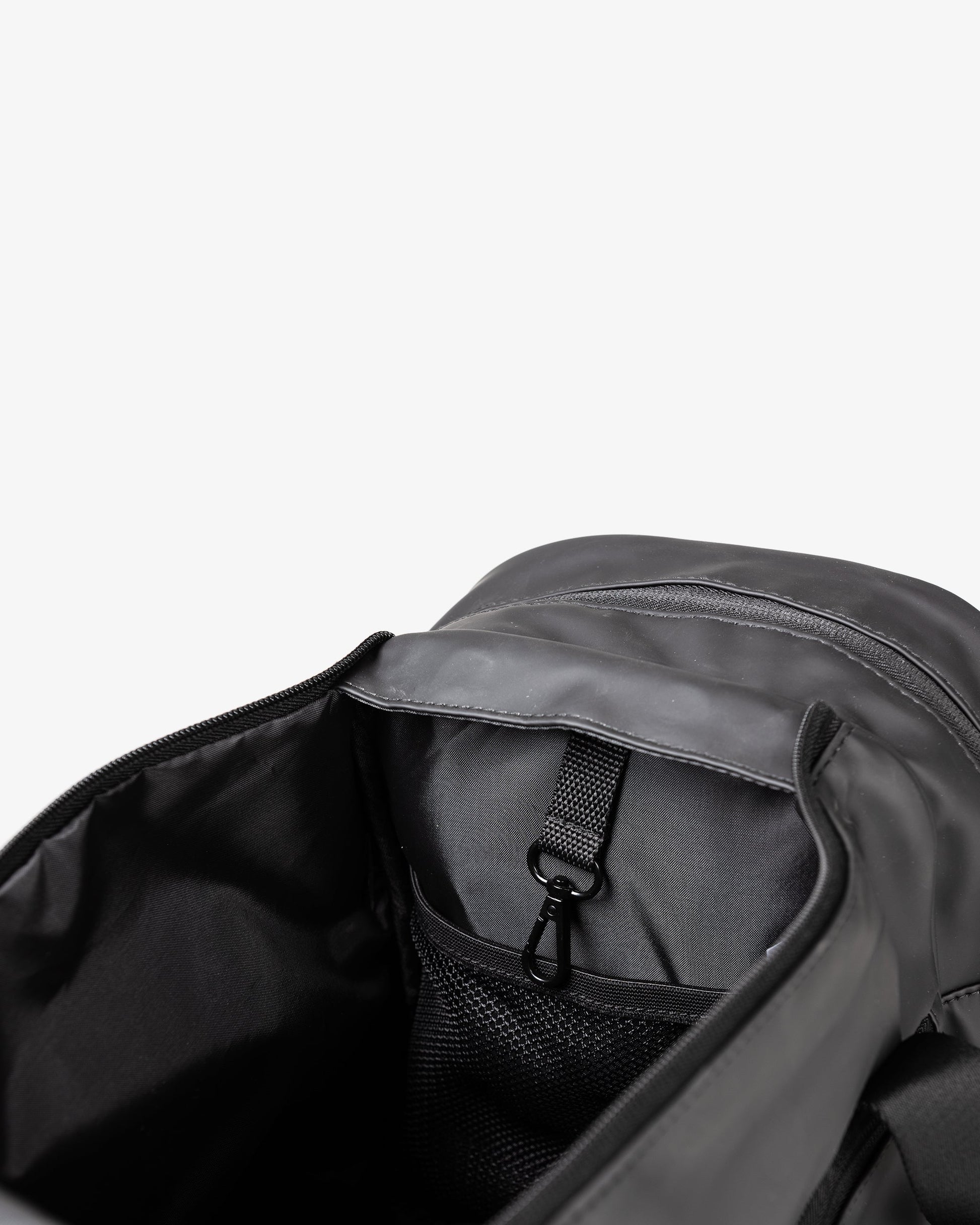 gym-bag-black-a4 Smartshake_GymBag_Black_detail.jpg