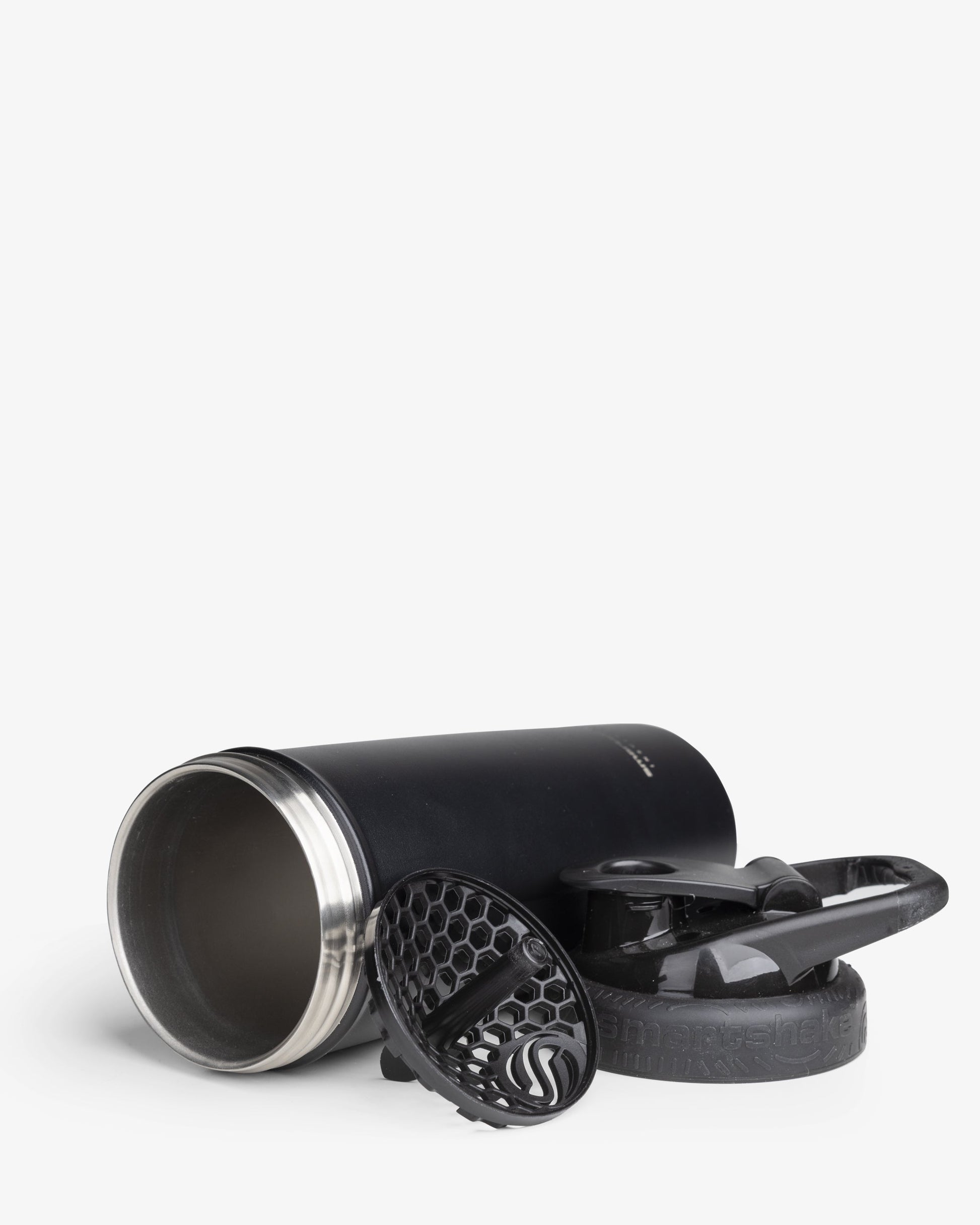 insulated-steel-shaker-black-t5 Smartshake_Insulated_Steel_Black_assambled.jpg
