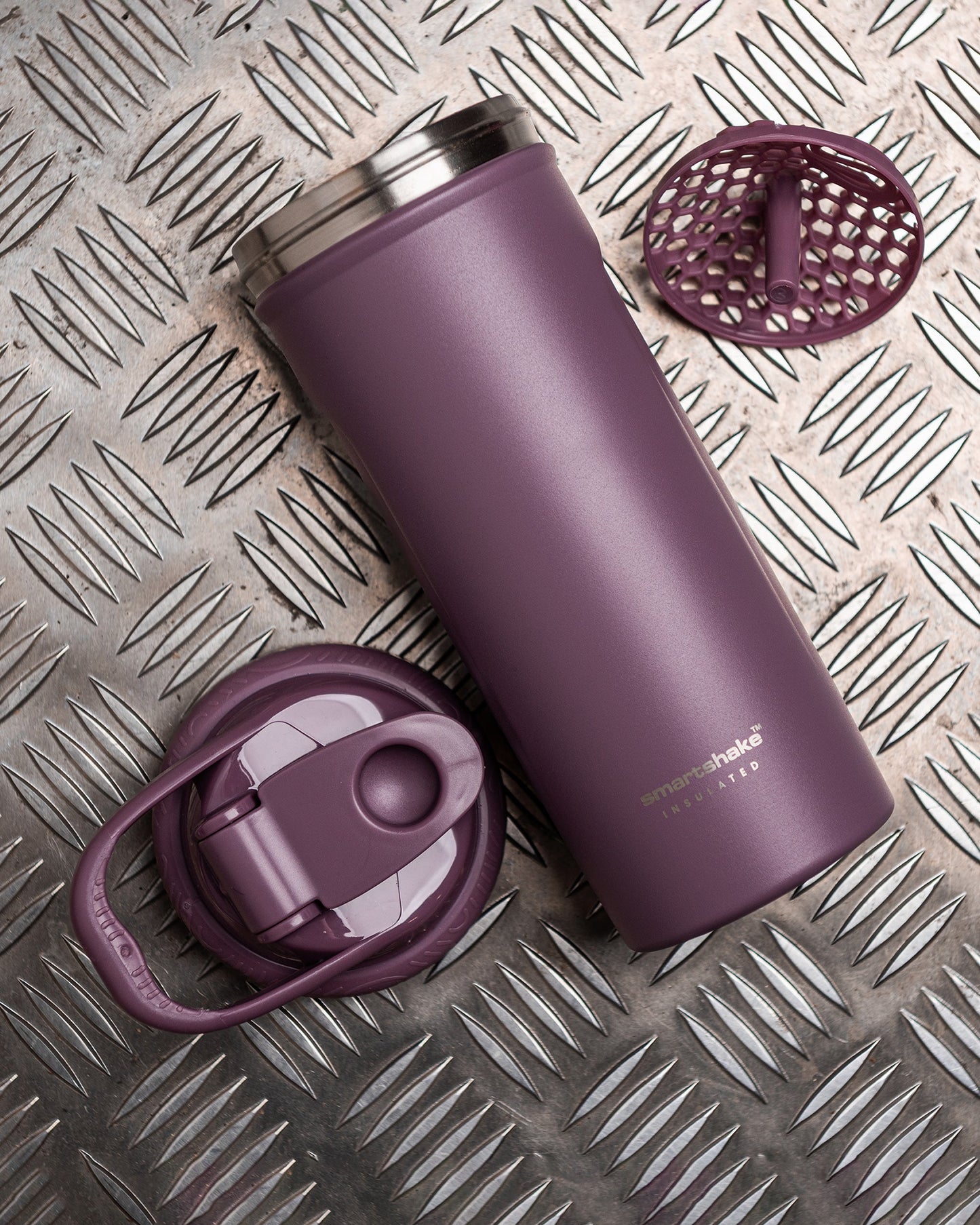 insulated-steel-shaker-dusty-plum-w9 Smartshake_Insulated_Steel_Dusty_Plum_Lifestyle.jpg