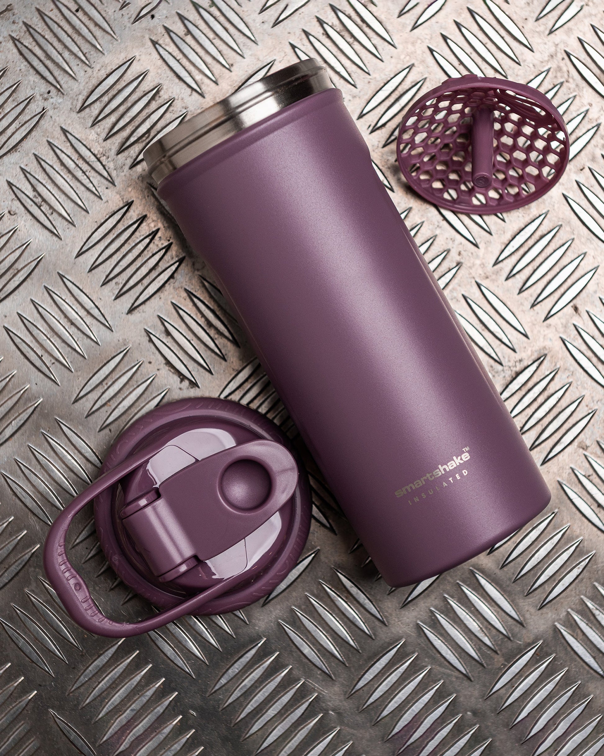 insulated-steel-shaker-dusty-plum-w9 Smartshake_Insulated_Steel_Dusty_Plum_Lifestyle.jpg