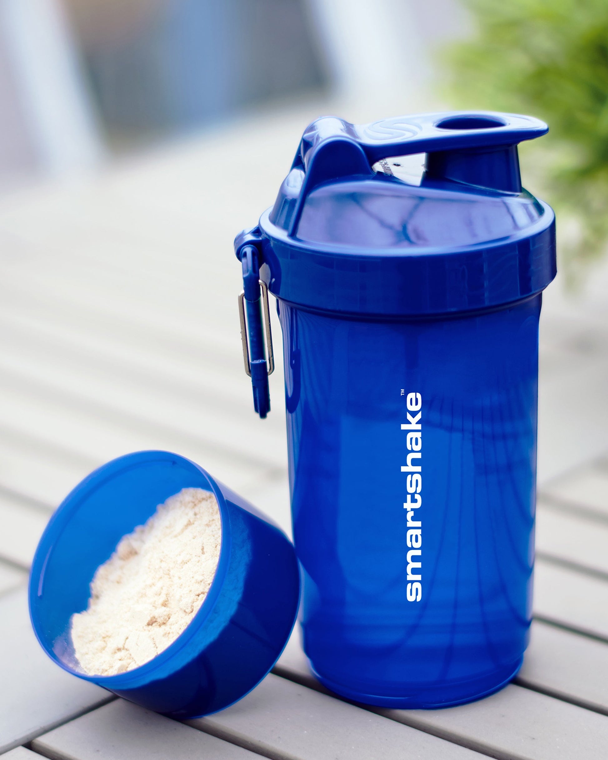 original2go-one-navy-blue-p3 Smartshake_Original2GoONE_Navy_Blue_lifestyle.jpg