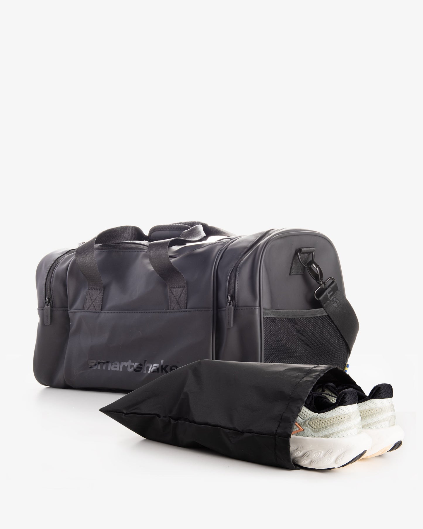 gym-bag-black-a4 Smartshake_gym_bag_Black_unassamled_24a00c8d-f290-45f6-bb42-151f345784ff.jpg